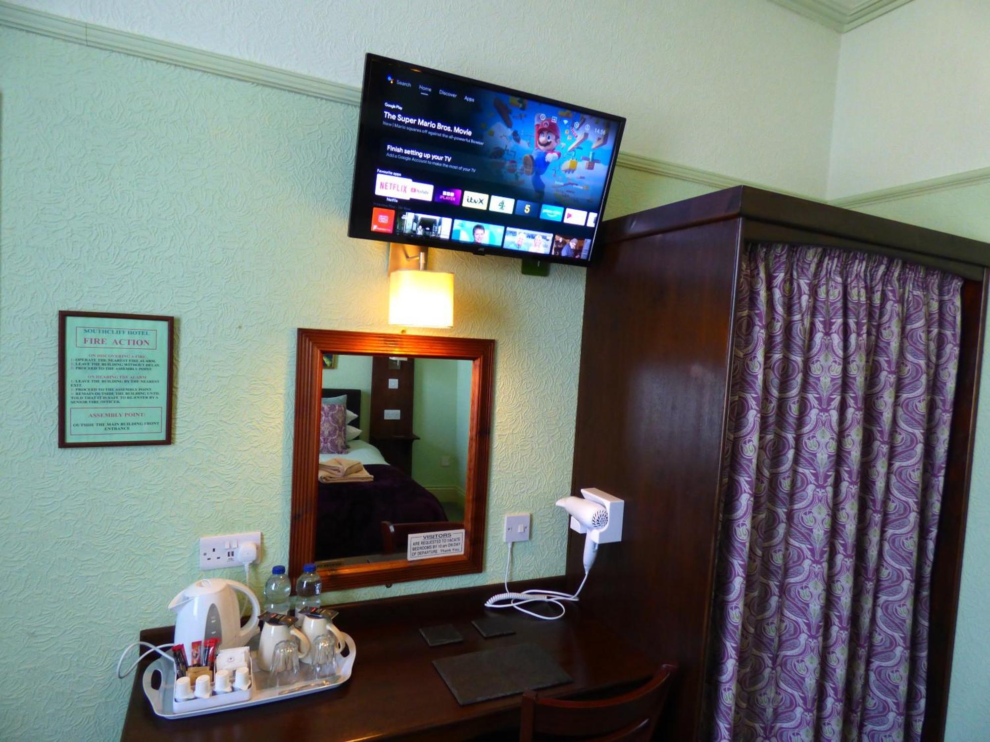 Southcliff Bed & Breakfast 4*